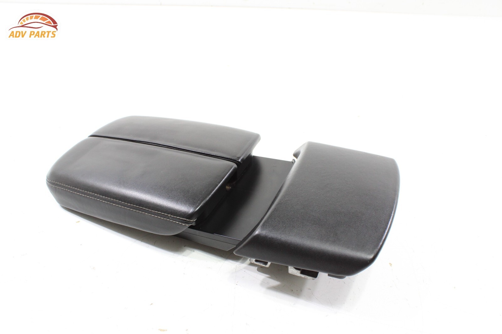 2018 BENTLEY BENTAYGA CENTER CONSOLE ARMREST ARM REST STORAGE LID COVER OEM