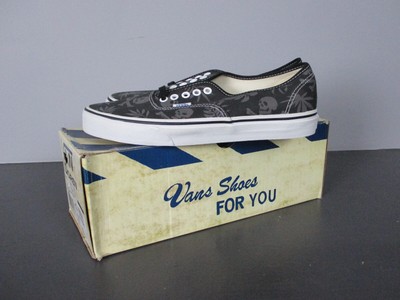 vans aloha authentic