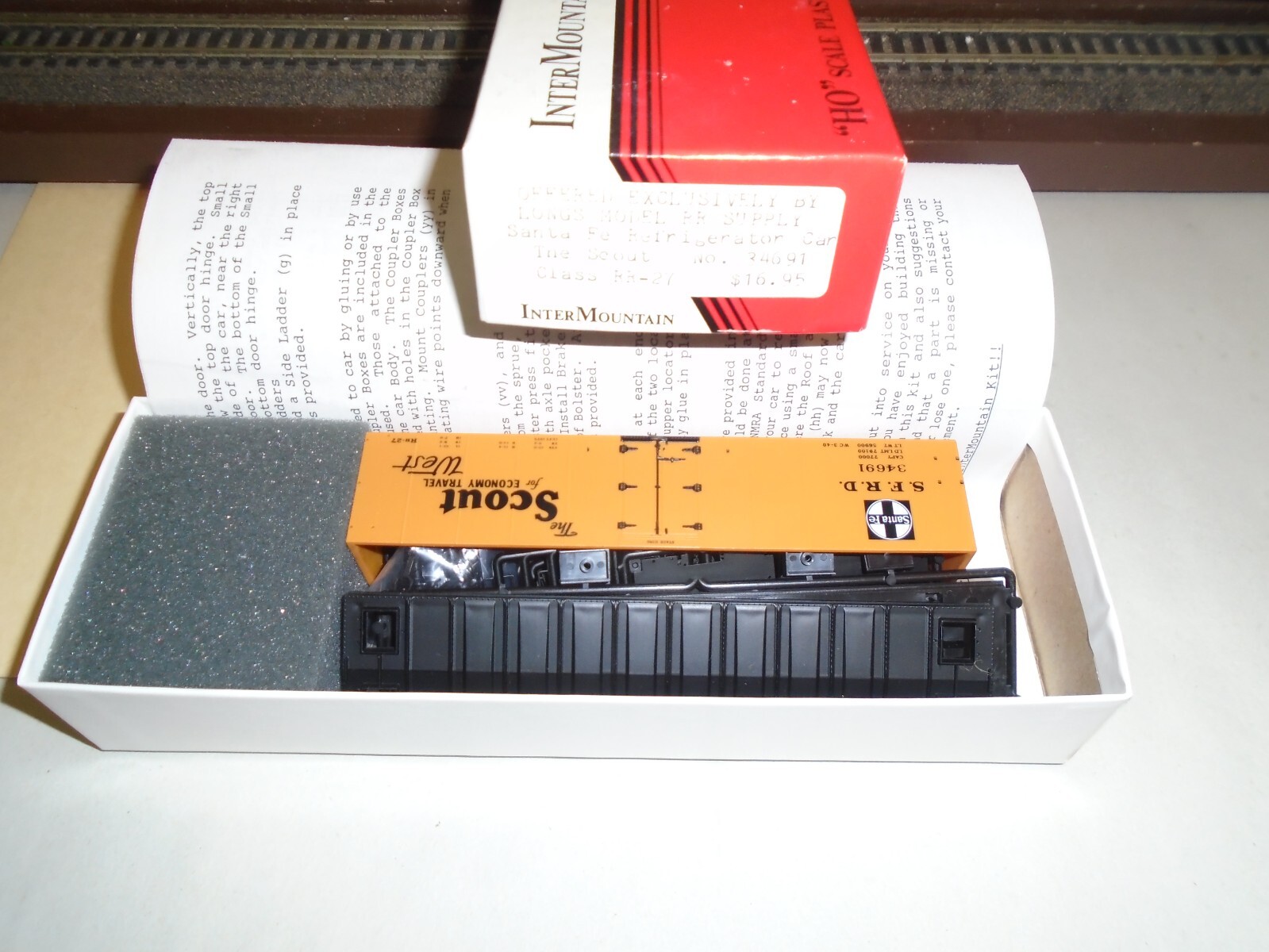 Intermountain Long's Model RR Reefer Car SFRD 34691 HO Scale