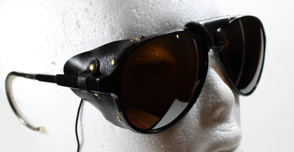 Gafas de sol Bolle Sport Aviator vintage con protectores laterales de cuero - negras NOS Foto 3 de 4