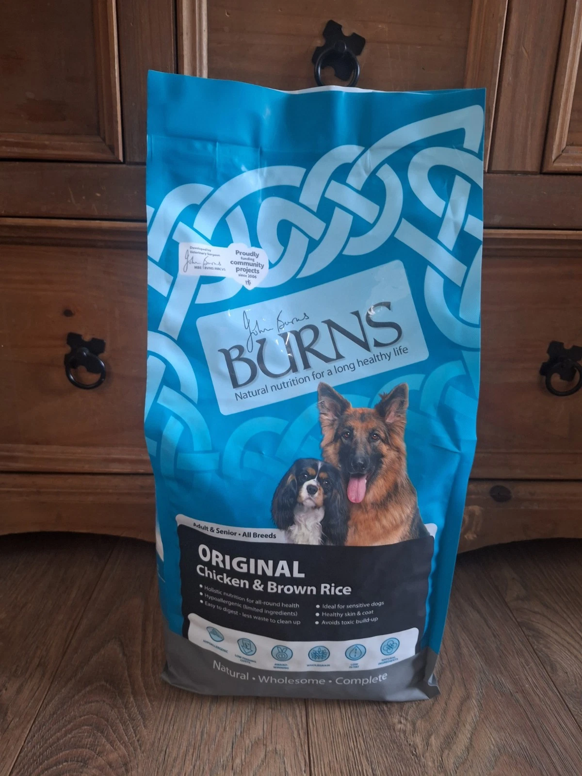 Burns Original Chicken & Brown Rice Dog Food 2kg Adult Hypoallergenic