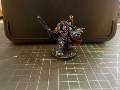 Captain in Gravis Armor, Primaris, Space Marines, bemalt, Warhammer 40K
