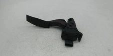 14 15 16 17 CHEVROLET IMPALANEW ACCELERATOR PEDAL OEM 13237352