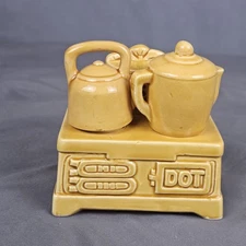 Vintage Artmark  Wood Stove with Coffee and Tea Pot Salt and Pepper Shakers