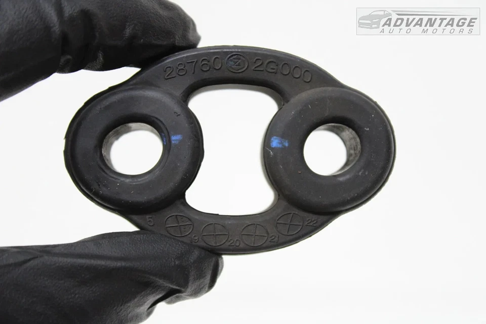 HYUNDAI SANTA FE 2013-2020 2,4 L L4 ESCAPE SILENCIADOR TUBO AISLADOR SUSPENSIÓN OEM Foto 3 de 4