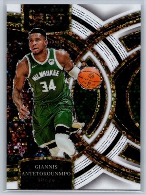 Giannis Antetokounmpo 2023-24 Panini Select #141 White Disco /75