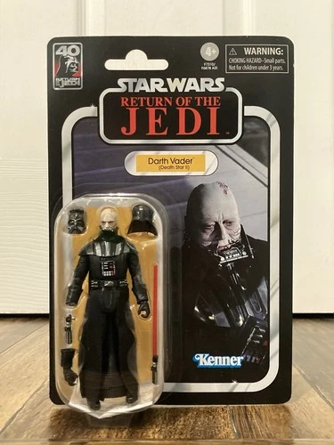 2023 Hasbro - STAR WARS Vintage Series - DARTH VADER - Death Star II - (ROTJ)