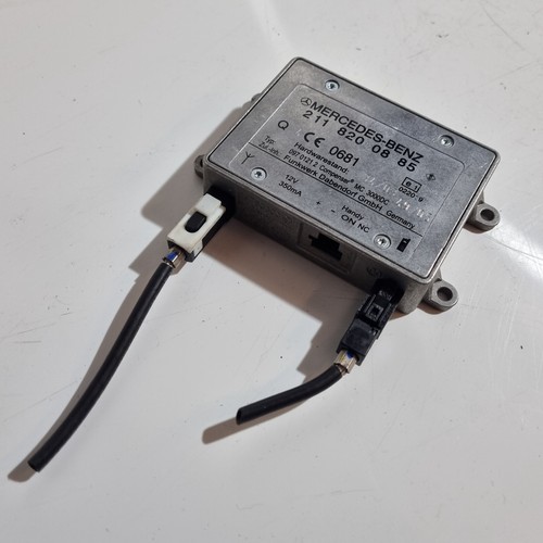 E82* Mercedes-benz C-klasse 203 Antennenverstärker Verstärker Antenne 2118200885