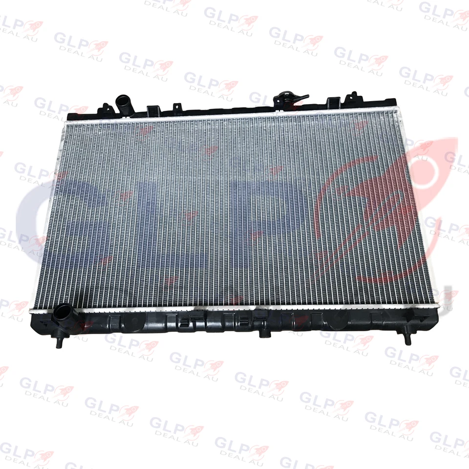Radiator for KIA Carnival / Grand Carnival VQ 2.7L 3.8L V6 2006-2011 Manual only - image 4 of 4