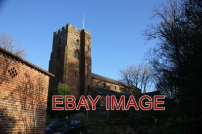 FOTO KIRCHE ST TSCHAD FARNDON ST TSCHAD VON DER KIRCHENGASSE AUS GESEHEN.