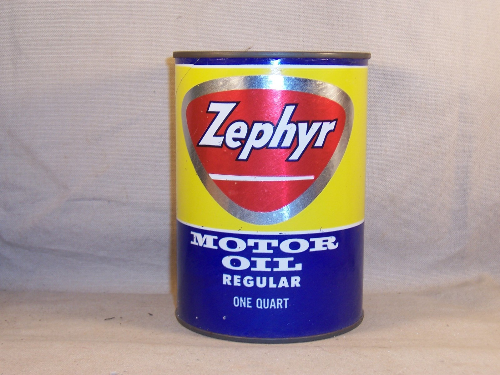 Vintage Zephyr Motor Oil Can Bank Gas & Oil Service Station Muskegon