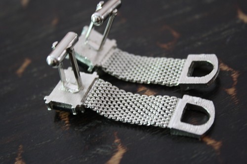 Vtg Silver Tone SWANK Gray/Black Lucite Center Stone Mesh Wrap Cufflinks GUC - Picture 5 of 12