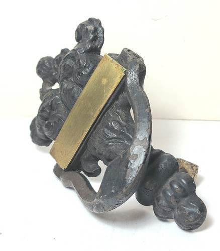 Antique Cast Iron Door Knocker Dated 1802 - Picture 2 of 5