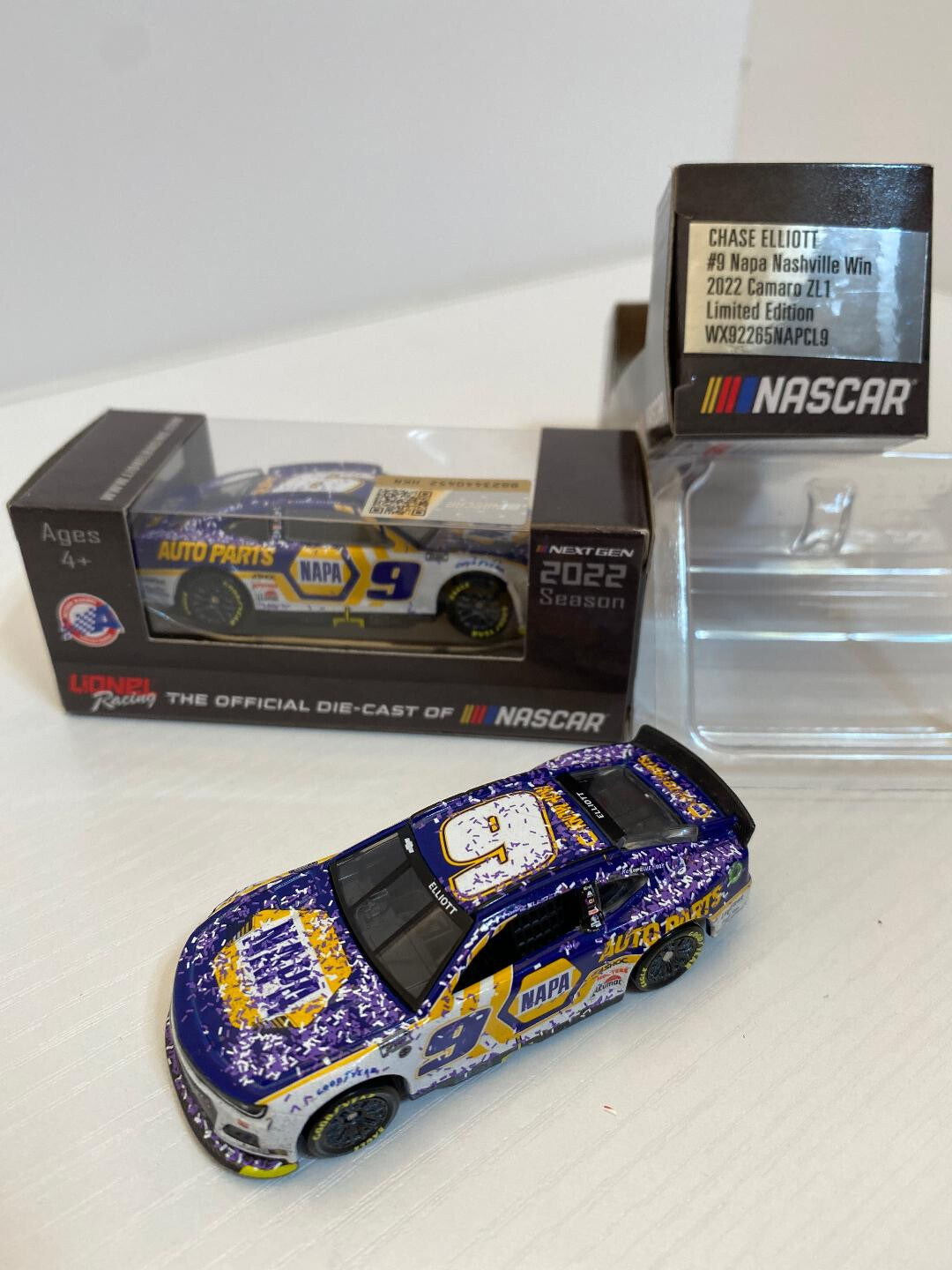 NASCAR 2022 CHASE ELLIOTT #9 NAPA AUTO PARTS NASHVILLE WIN 1/64 CAR