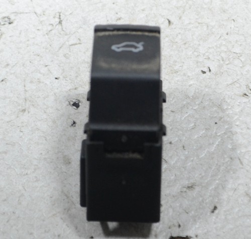 VW Passat 3BG Variant 2000 Schalter Taster Öffner Heckklappe #140546-G672