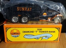 NEW ERTL 1930 Diamond T SUNRAY GASOLINE TANKER TRUCK Coin Bank Die Cast Box u229
