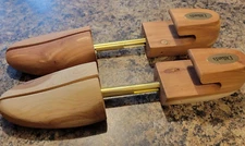 Dillard's Rochester Shoe Tree Cedar Shoe Stretchers Mens