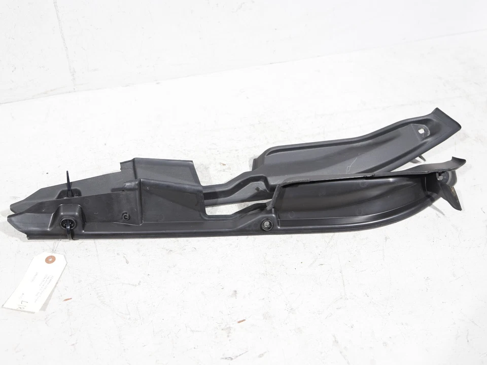 OEM 20-23 BMW 228I XDRIVE GRAN COUPE 2.0L - Right Fender Filler Panel 7450920 🚗 - Image 4 of 4