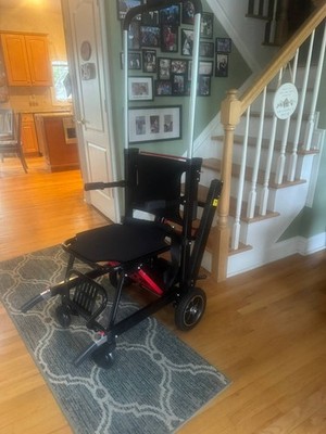 Foldable/Portable Motorized Climbing Wheelchair Stair Lifting Chair Elevator