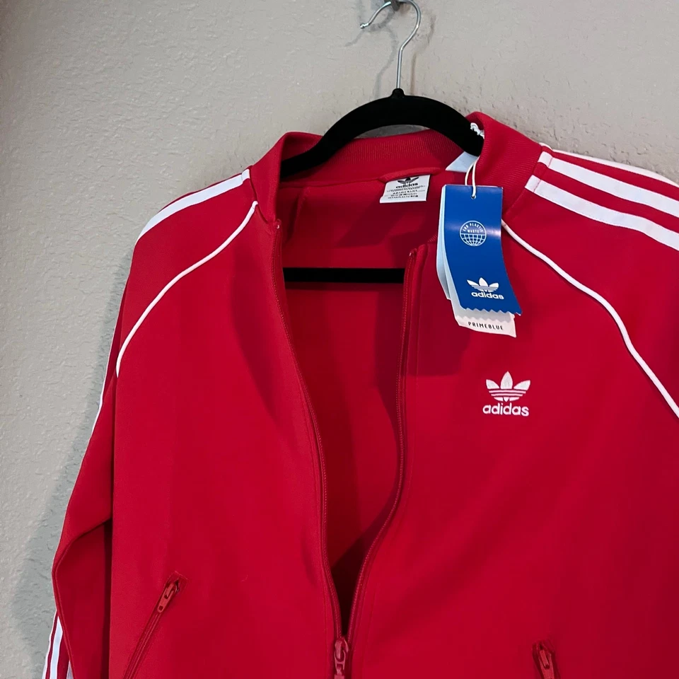Nueva chaqueta de pista Adidas Primeblue SST para mujer a rayas rojas y blancas vívidas pequeña Foto 4 de 4