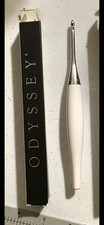 Furls Odyssey II Crochet Hook - 3.5mm / E - Quartz White with Box
