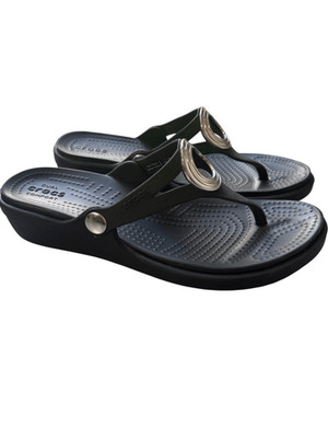 Crocs Sanrah Wedge Flip Flop Sandals Black & Silver size 7