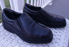 Hitchcock Men's Shoes Size 9 Extra Wide 5E Black Slip On Loafers Great shape