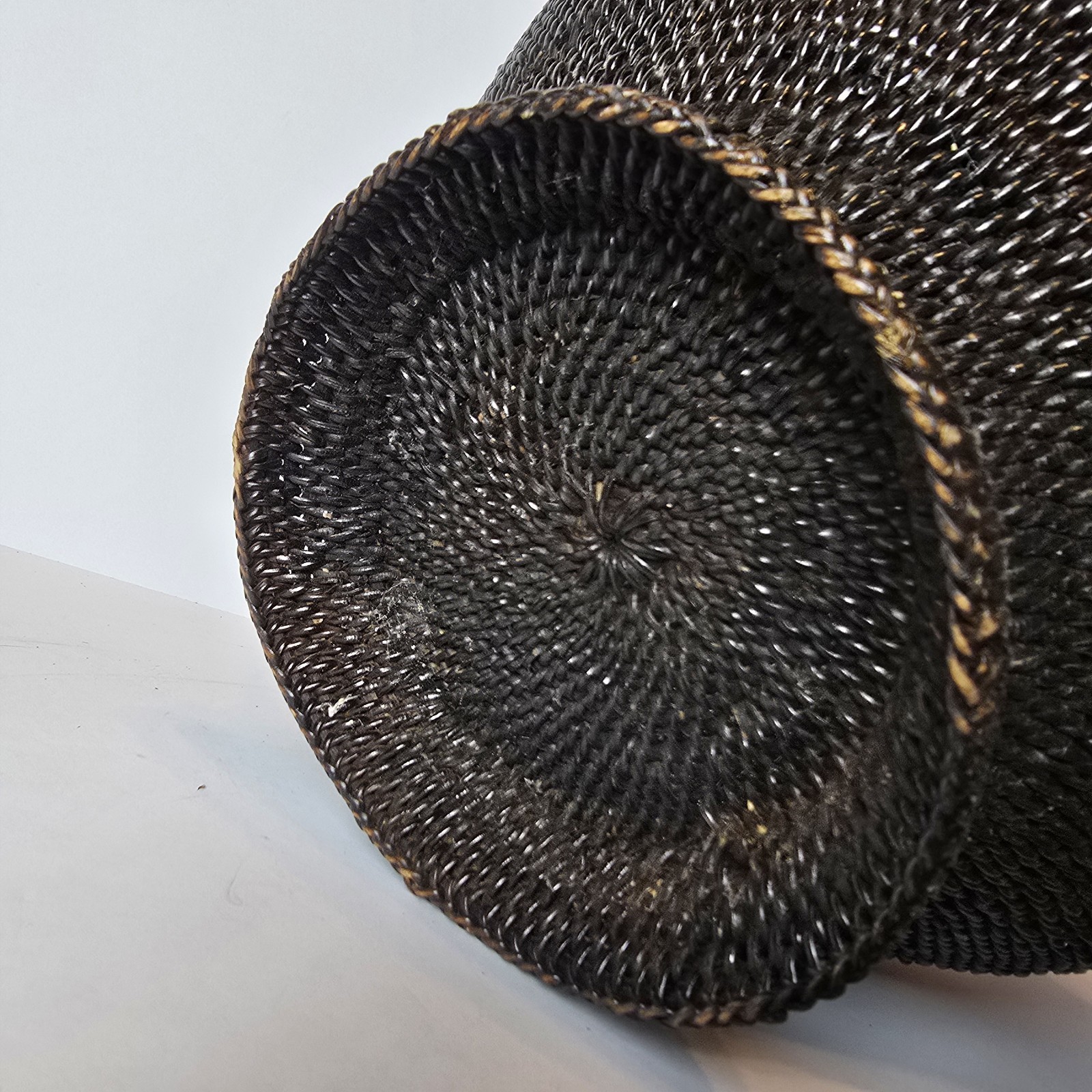 Antique Japanese Bamboo Ikebana Basket Vase Lid Handle Meiji Taisho Era Hanaire