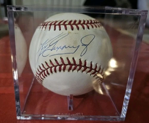 KEN GRIFFEY JR SIGNED AUTOGRAPHED AMERICAN LEAGUE BASEBALL MARINERS I LOST COA