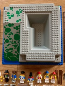 Lego Pirates: 6273 Rock Island Refuge- 100% Complete & Correct- Super Condition