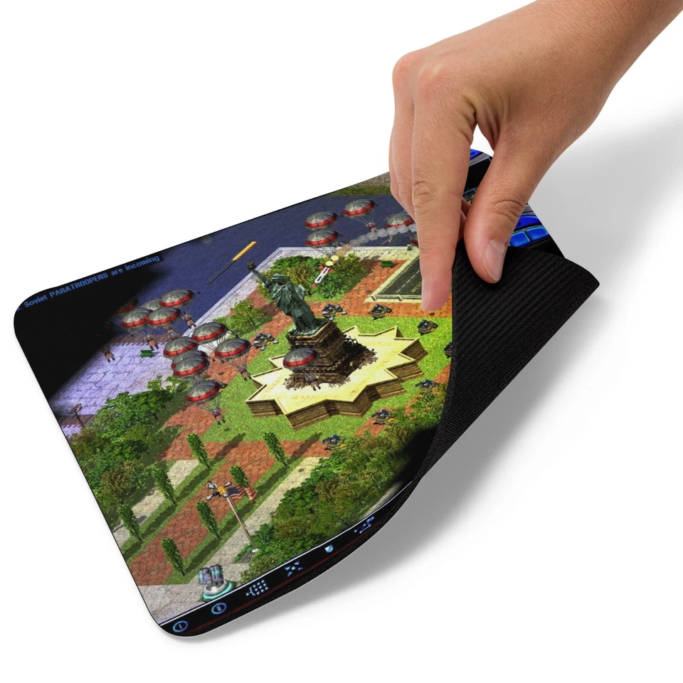 Command And Conquer Red Alert 2 Mouse Pad 9.5x7.75 inch Gameplay  - Image 2 of 3