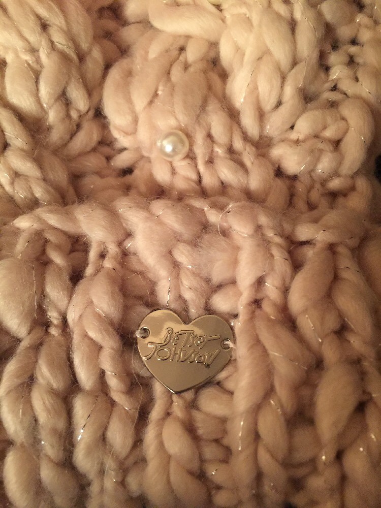 Betsey Johnson Chunky Knit Pom Pom Winter Hat Beanie With  display picture 1