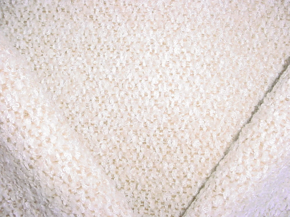 Tela de tapicería Lee Jofa Kelly Wearstler GWF-3527 teselado Boucle 2-3/4 años Foto 2 de 4