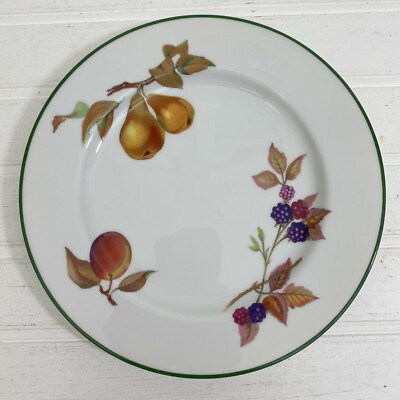 Royal Worcester Evesham Vale Salad Plate Peach Pears Berries Green Trim England