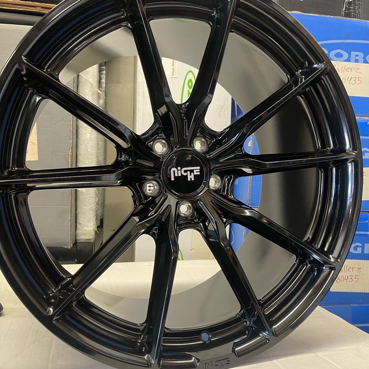 22x9-10.5 NICHE RAINER BMW MERCEDES BENZ S550 AUDI ROLLS BENTLEY PACKAGE DEAL!