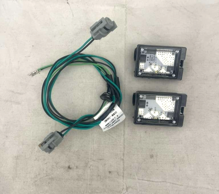 14-19 Dodge Durango License Plate Lamp (Both Sides) With Harness