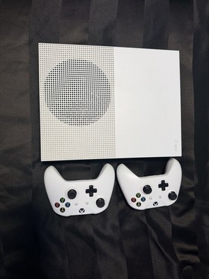 Microsoft Xbox One S 1TB White 4K Console 2 Controllers HDMI/Power + 3 Games
