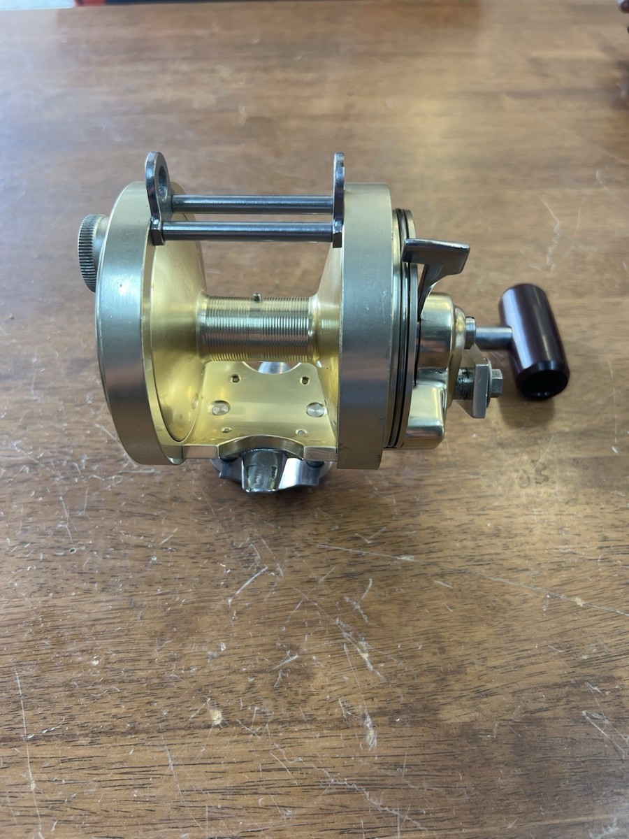 Everol 4/0 Special Fishing Reel Made In Italy | eBay