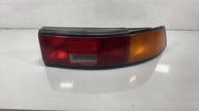Feu arrière Mazda 323