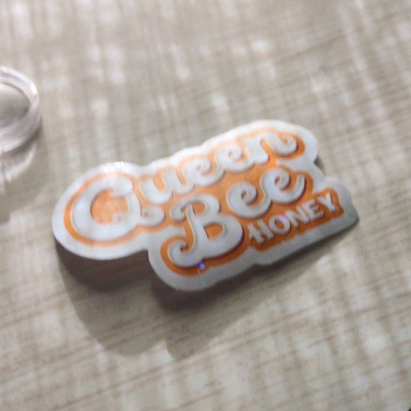 Queen Bee Honey Sticker And Magnifying Glass From Zuru Mini Brands Kawaii 
