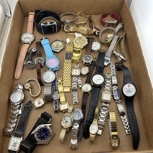 Vintage Men’s & Ladies Estate Junk Watch Lot Quartz Watches - SOLD AS IS
