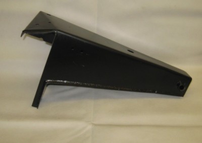 STC8354 Land Rover Defender Bulkhead Outrigger