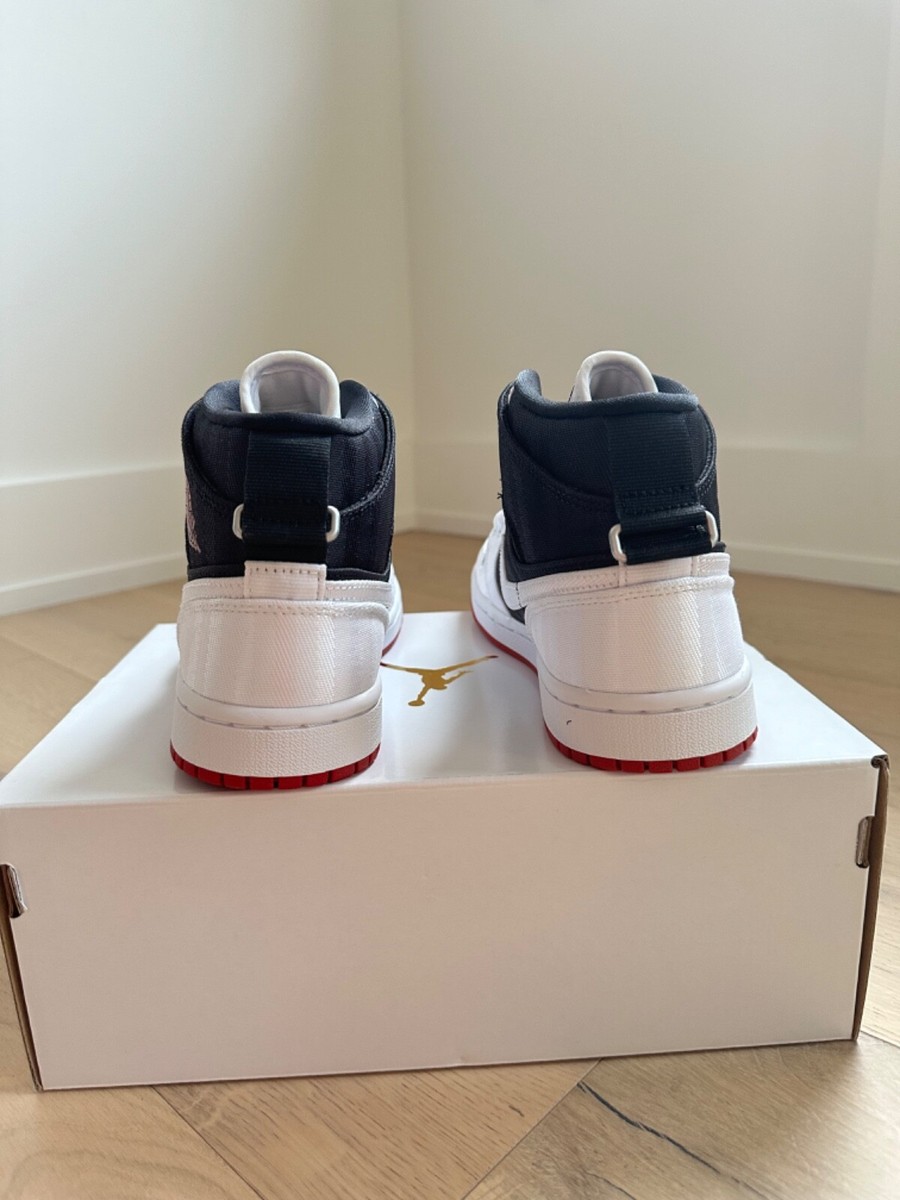 Nike Air Jordan 1 Mid SE Utility White Black Sneakers DD9338-016