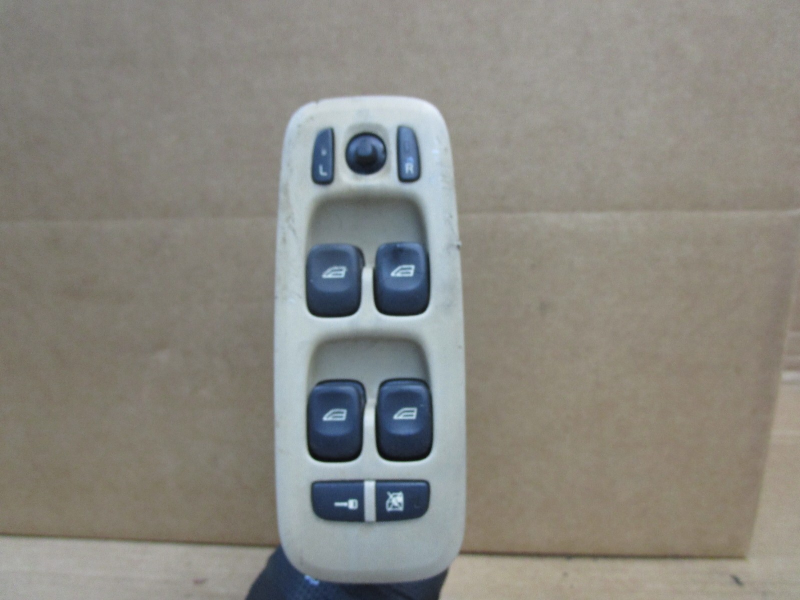 2002-2008 Volvo S60 Driver Side Master Window Switch  