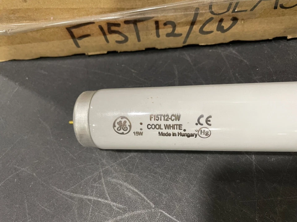 (6 lamps) GE Lighting 10183 Fluorescent F15T12/CW New/OB - Image 3 of 3