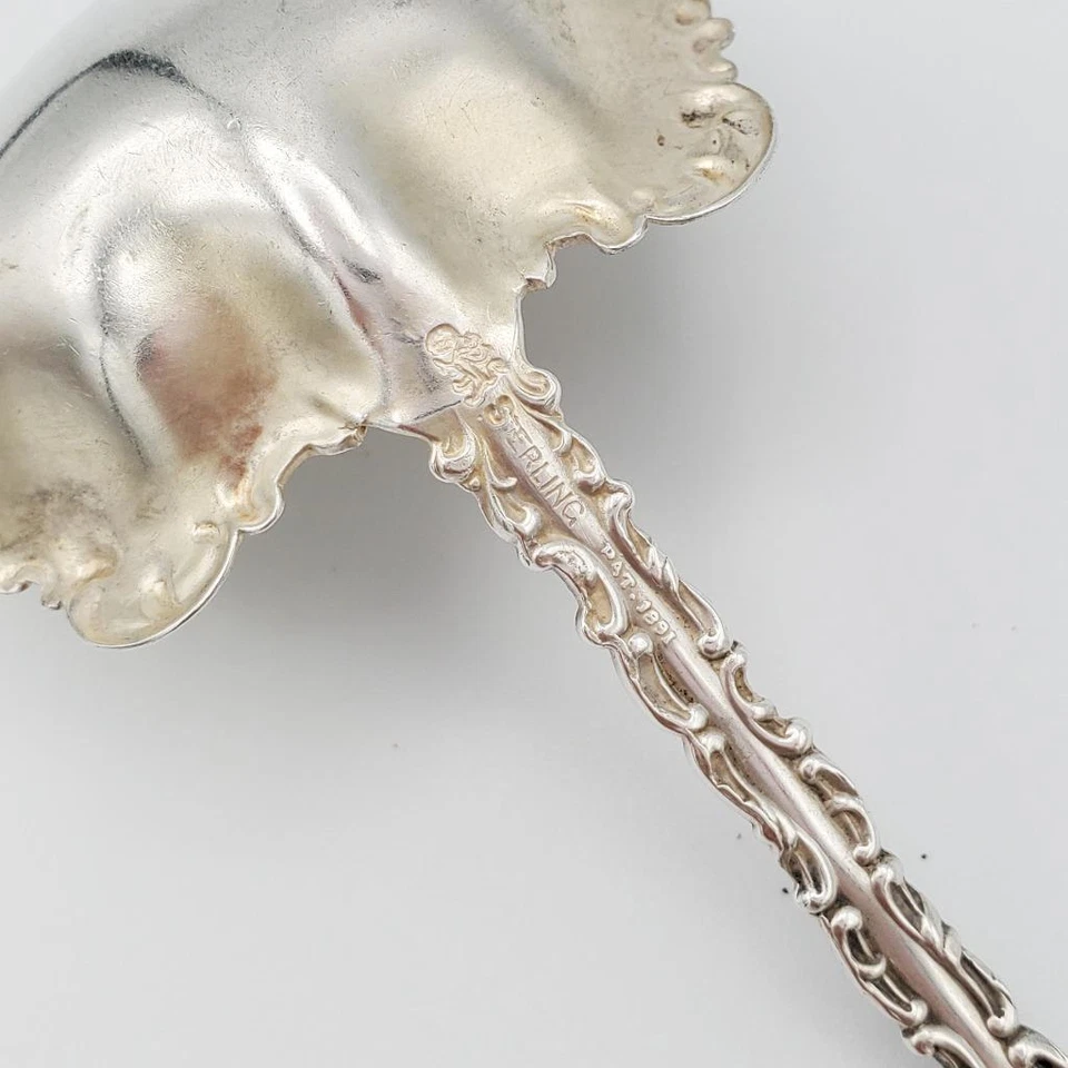 "Cucharón Whiting Luis XV Sterling 5,5"" inglés antiguo mono K" Foto 3 de 4