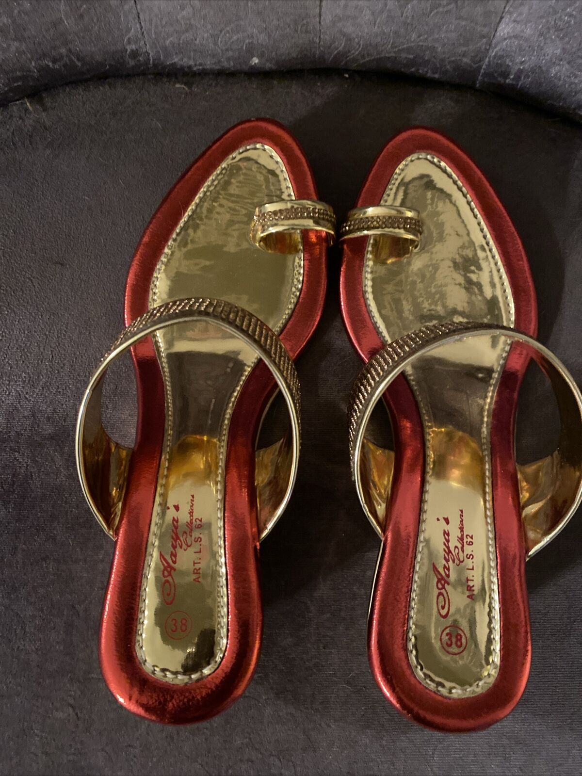 Gorgeous Vintage Red & Gold Slip On Sandals, Sz 7 - image 4