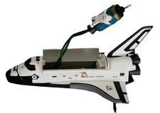 Hallmark Keepsake 1995 Ornament Space Shuttle Stringer! Light Magic NIB