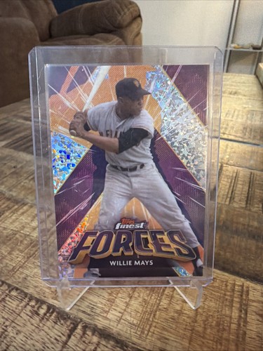 2026 Topps Finest Willie Mays Base (RAW)