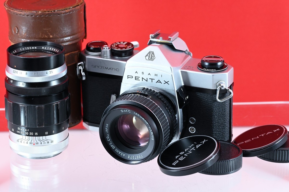 PENTAX SP　takmer 55mm f1.8 ＆ 135mmf3.5 Pentax 55mm f1.8 Super-Takumar Lens for M42 | Blue Moon Camera